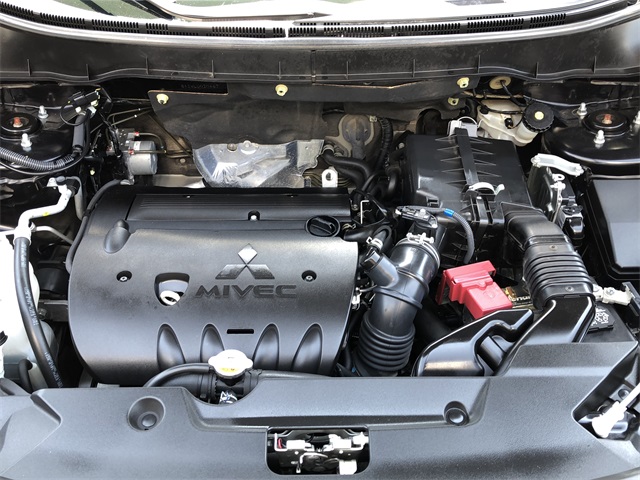 Vehicle image 9 of 25