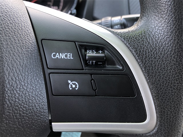 Vehicle image 23 of 25