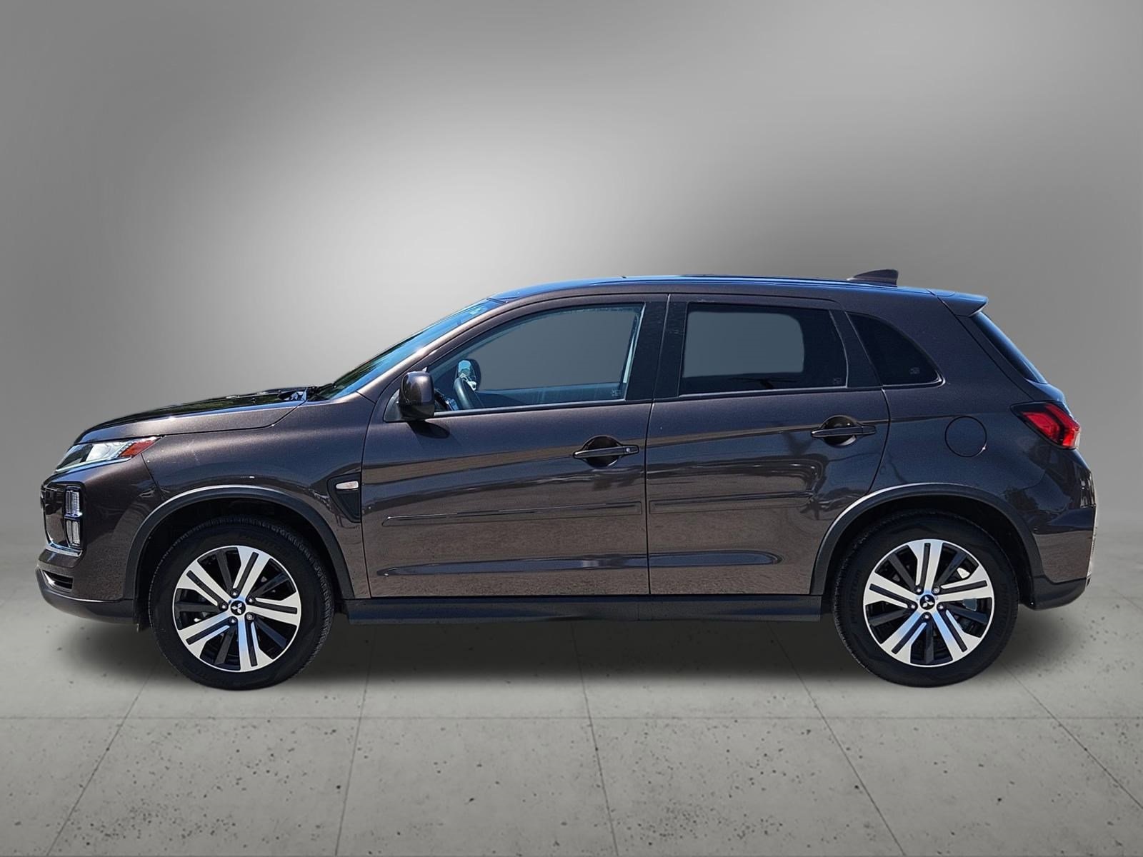 2020 Mitsubishi Outlander Sport ES 2.0 Image 9 of 22