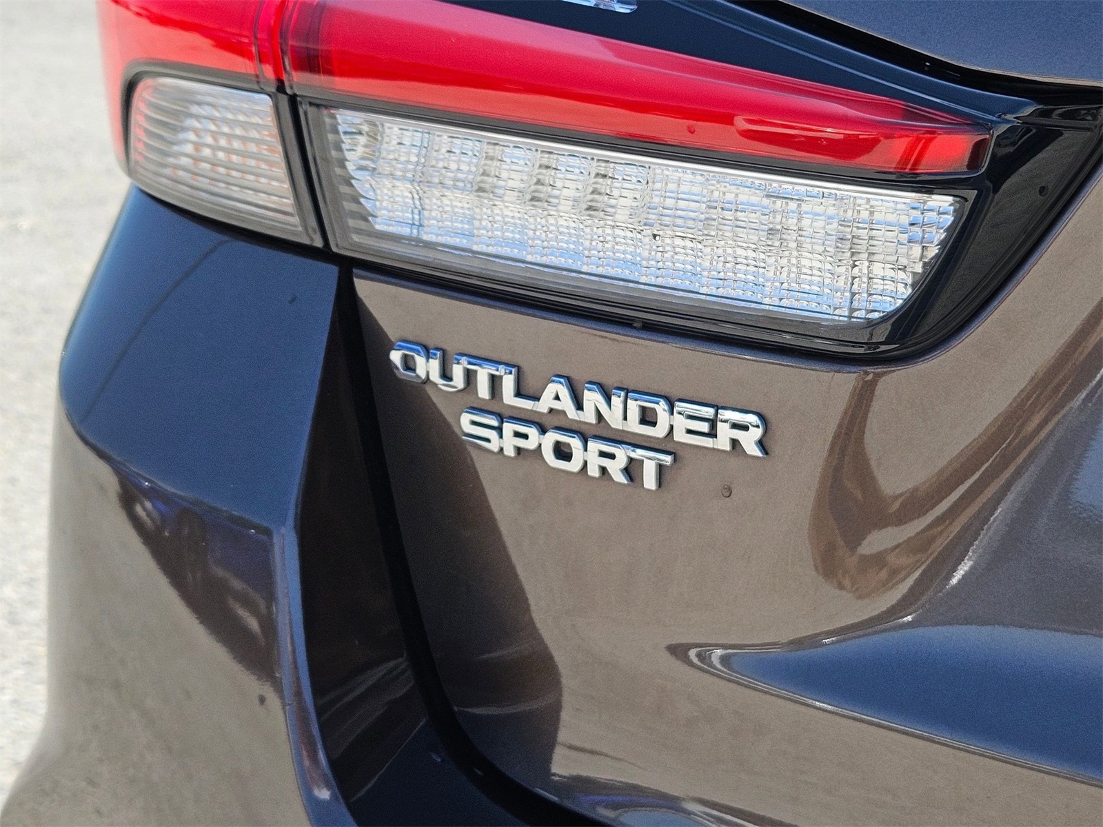 2020 Mitsubishi Outlander Sport ES 2.0 Image 18 of 22