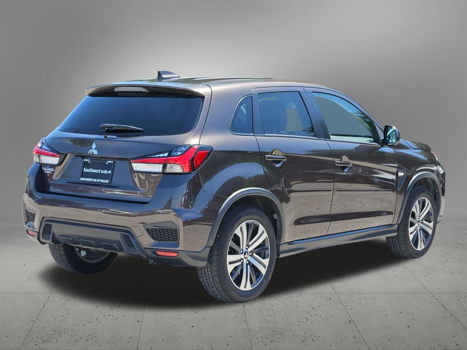 2020 Mitsubishi Outlander Sport ES 2.0 Image 6 of 22
