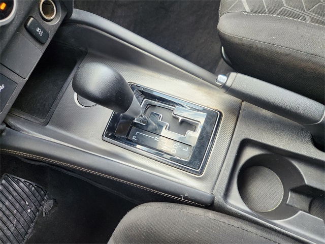 Vehicle image 24 of 32