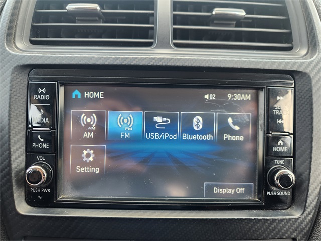 Vehicle image 23 of 32