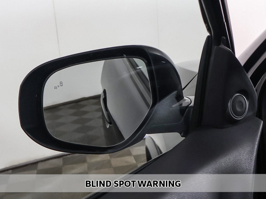 Vehicle image 45 of 52