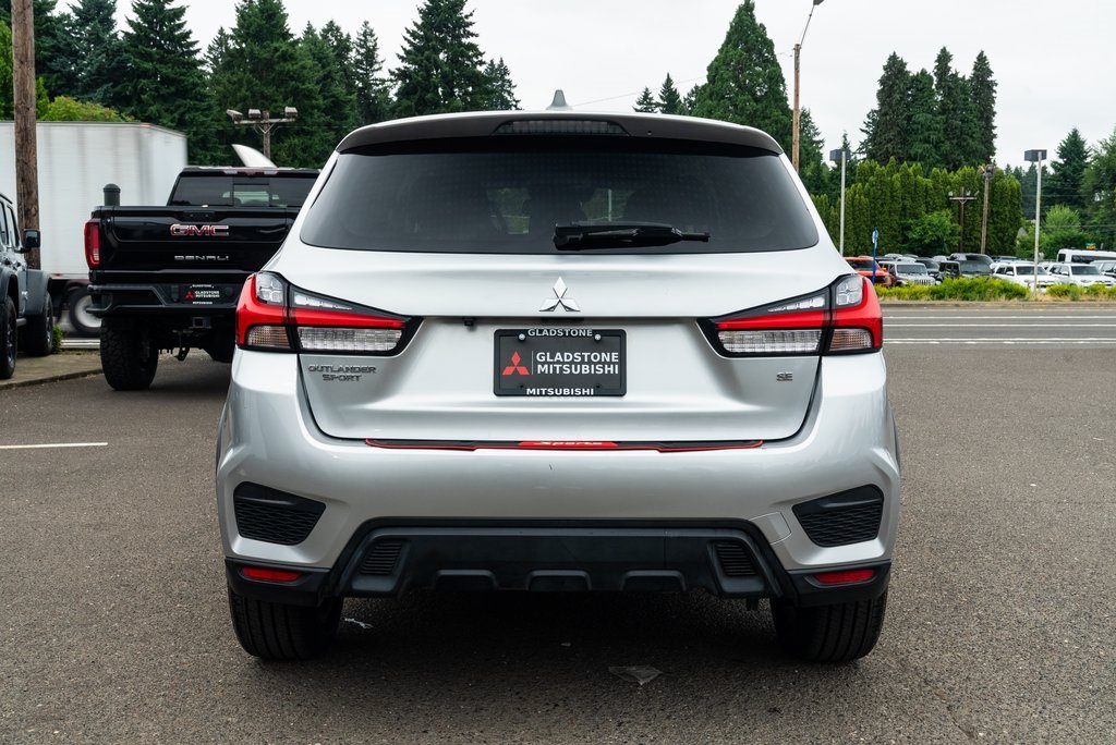 Vehicle image 6 of 27