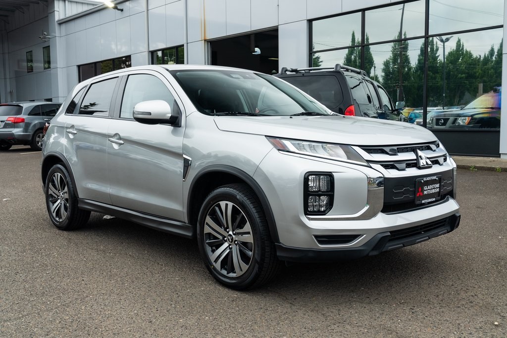 Vehicle image 4 of 27