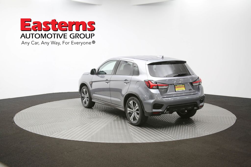 Vehicle image 34 of 61