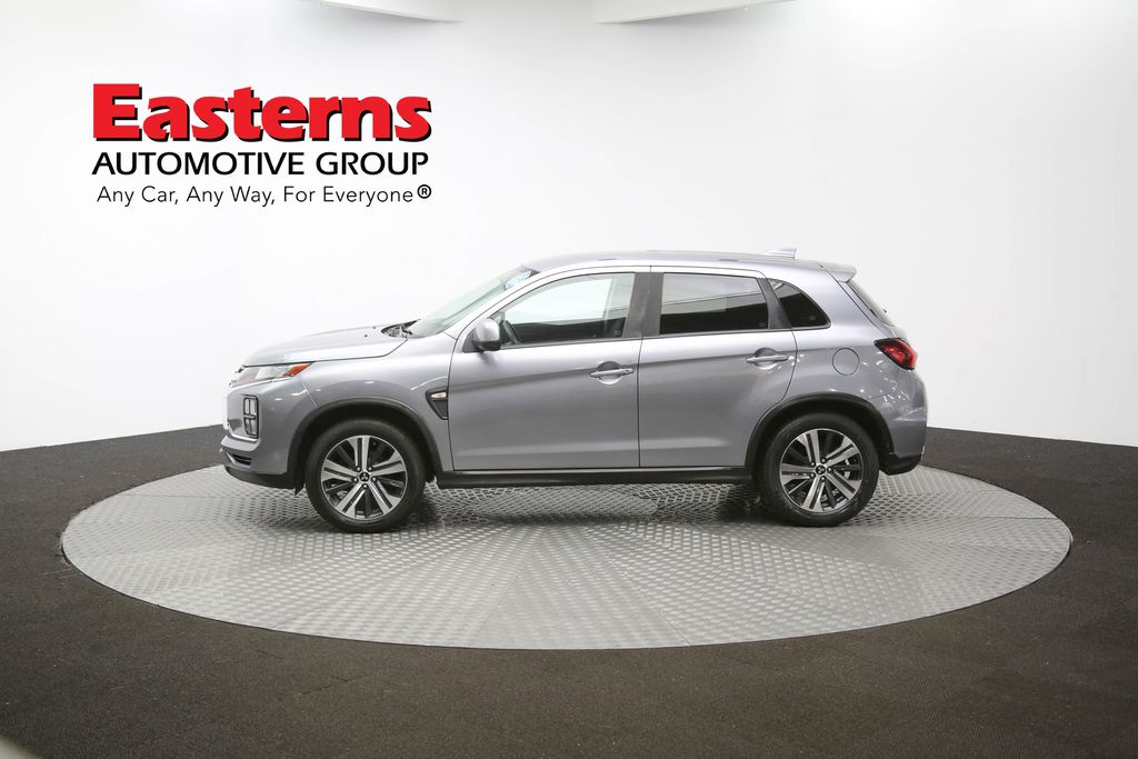 Vehicle image 35 of 61