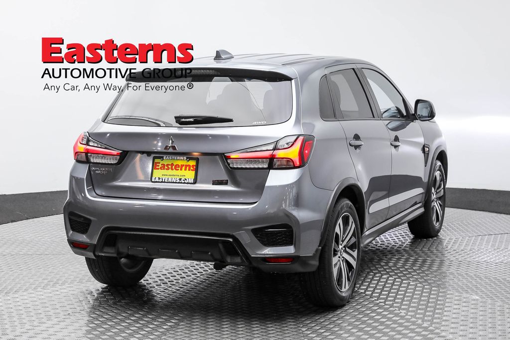 Vehicle image 24 of 61