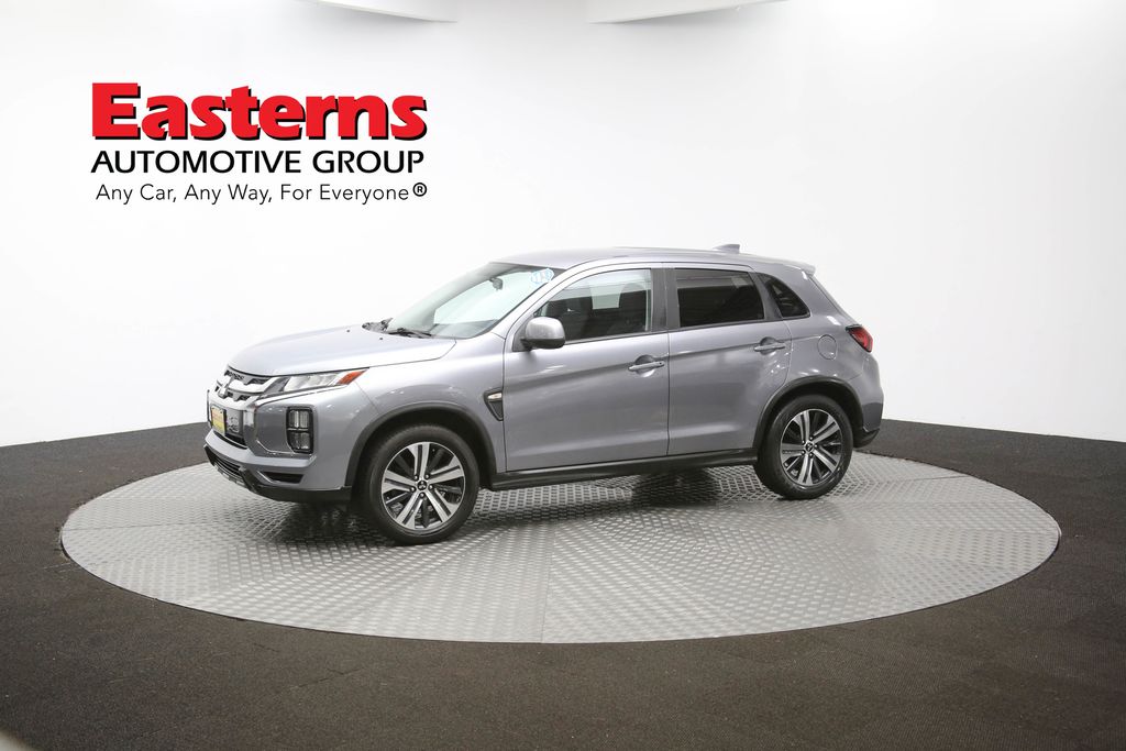 Vehicle image 3 of 61