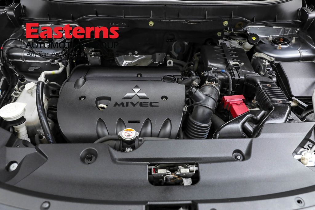 Vehicle image 37 of 61