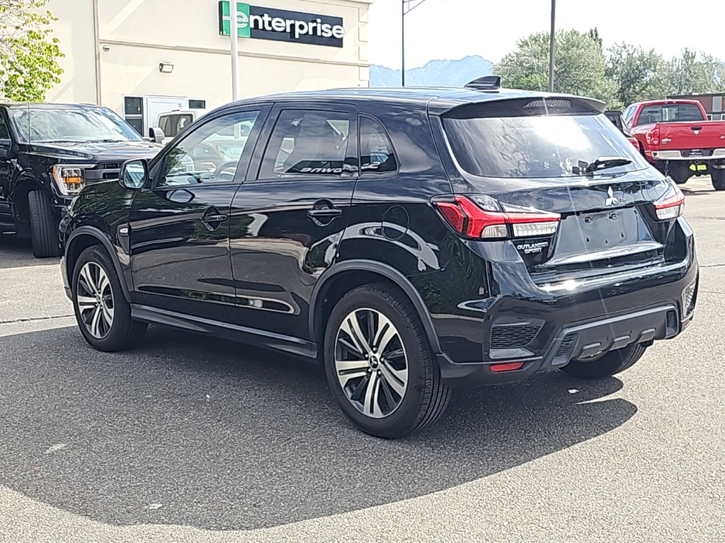 Vehicle image 6 of 33