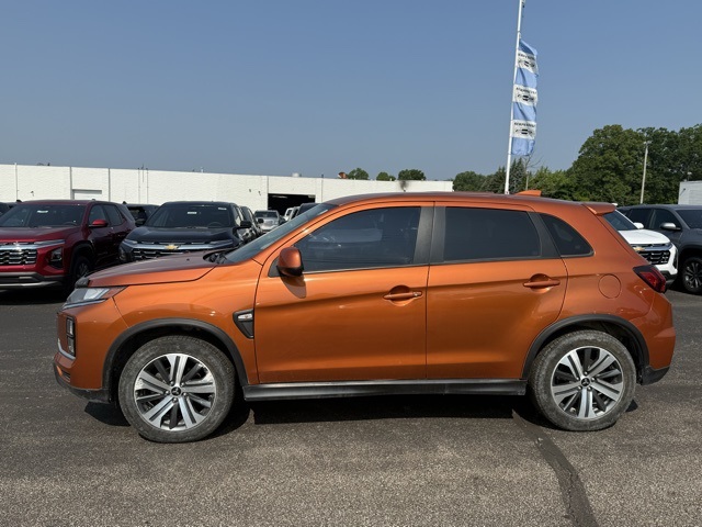 Vehicle image 6 of 24