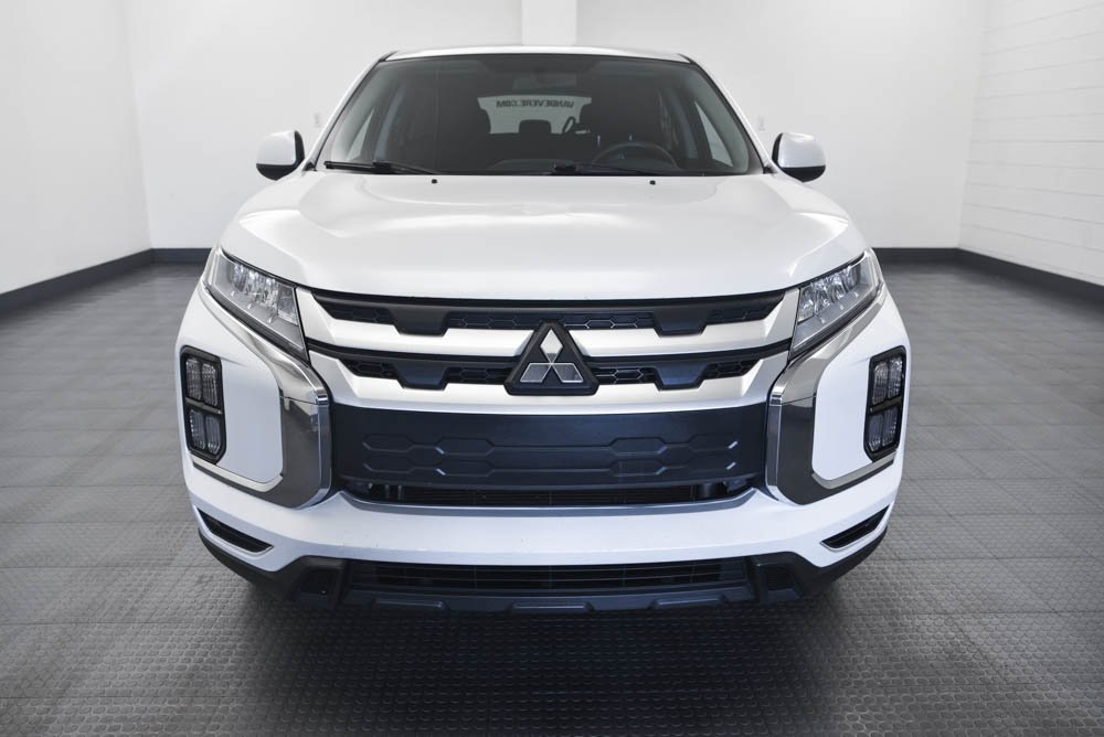 Vehicle image 2 of 23