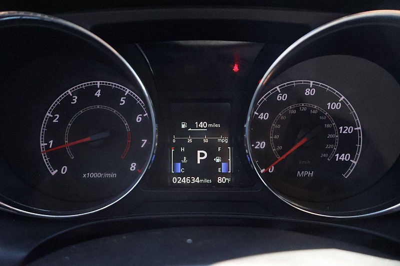 Vehicle image 18 of 24