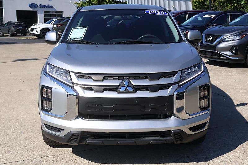 Vehicle image 2 of 24