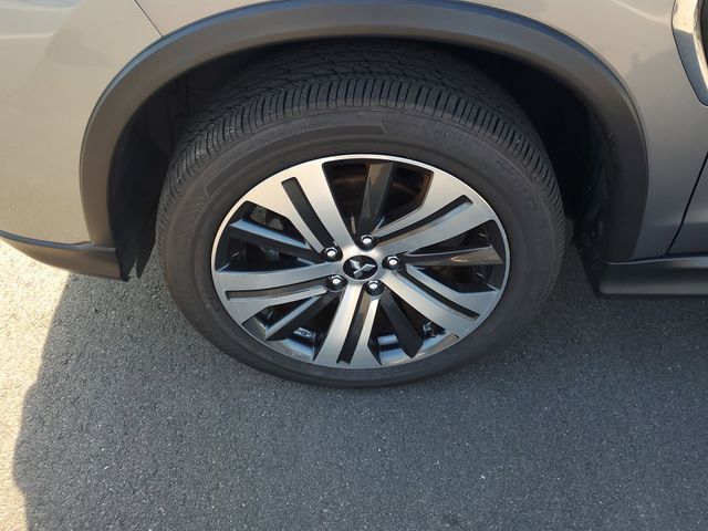 2020 Mitsubishi Outlander Sport Image 7 of 29