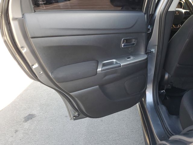 2020 Mitsubishi Outlander Sport Image 27 of 29