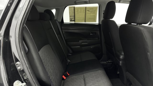 2020 Mitsubishi Outlander Sport ES 2.0 Image 10 of 30