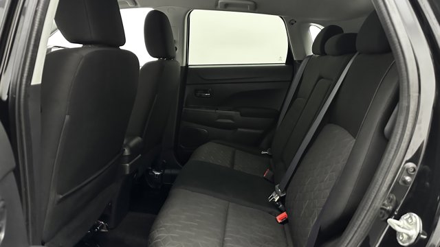 2020 Mitsubishi Outlander Sport ES 2.0 Image 11 of 30