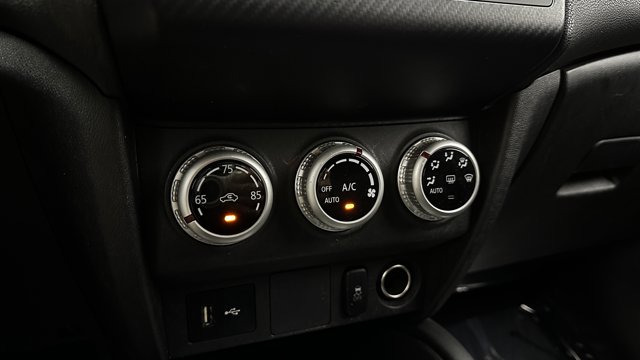 2020 Mitsubishi Outlander Sport ES 2.0 Image 26 of 30