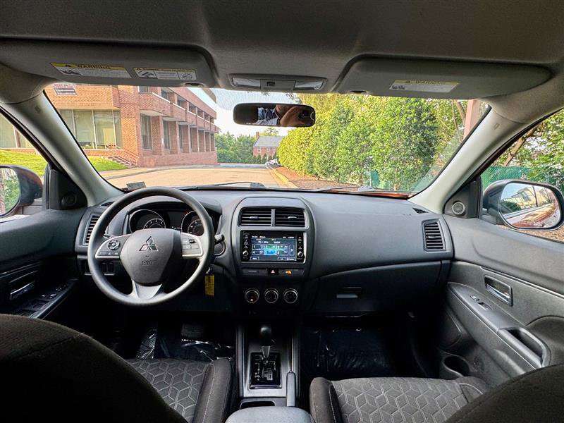 2020 Mitsubishi Outlander Sport Black Edition 2.0 Image 28 of 43