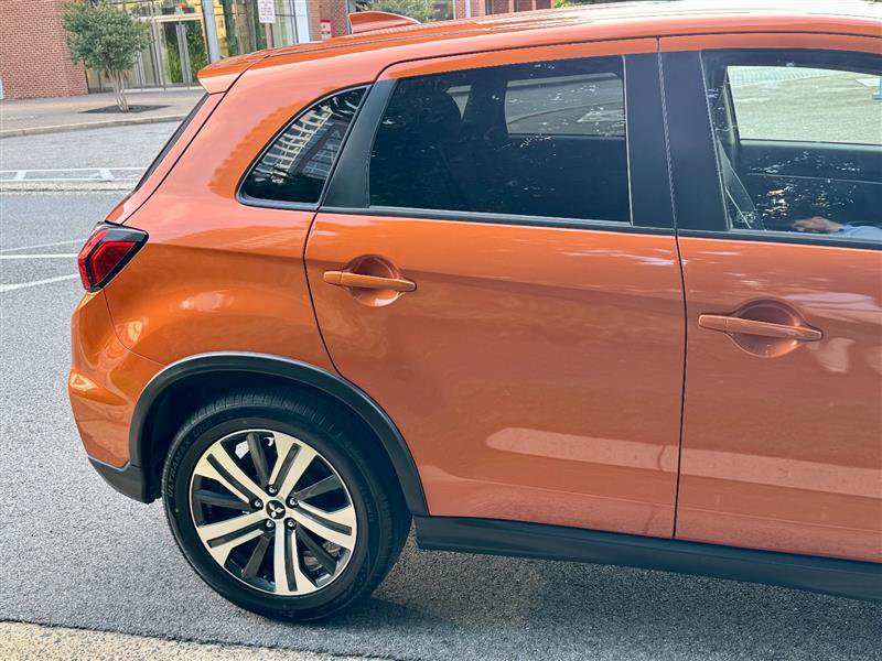 2020 Mitsubishi Outlander Sport Black Edition 2.0 Image 9 of 43