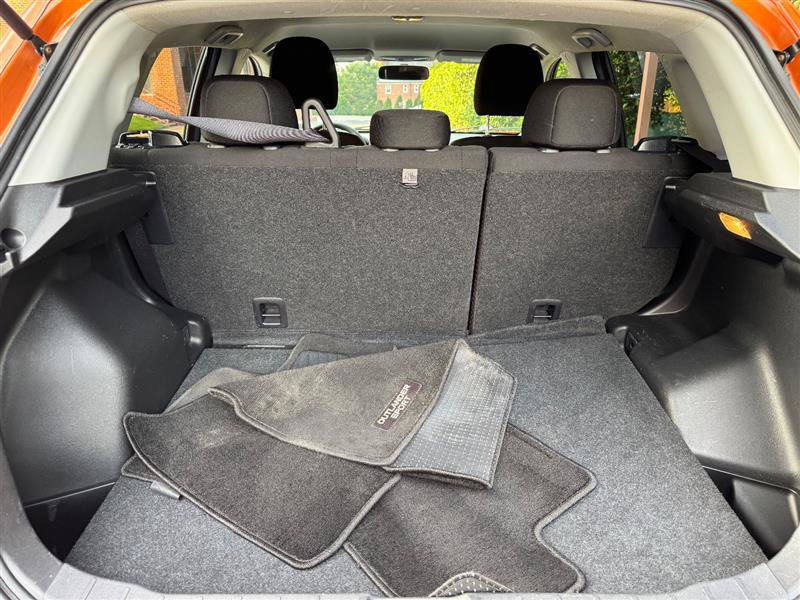 2020 Mitsubishi Outlander Sport Black Edition 2.0 Image 18 of 43