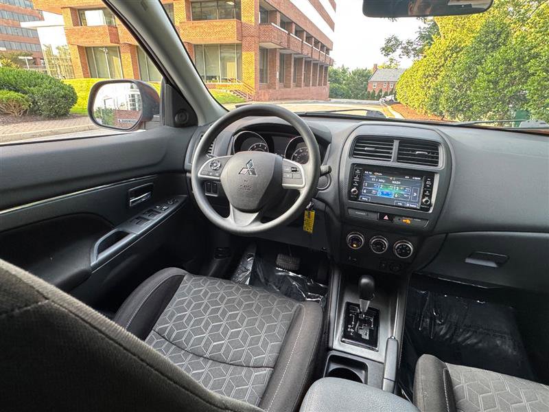 2020 Mitsubishi Outlander Sport Black Edition 2.0 Image 27 of 43