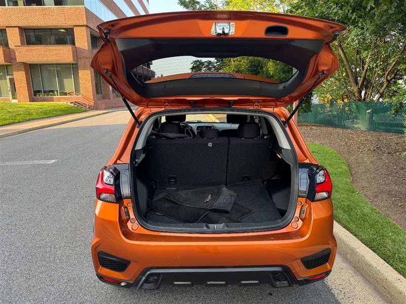 2020 Mitsubishi Outlander Sport Black Edition 2.0 Image 19 of 43