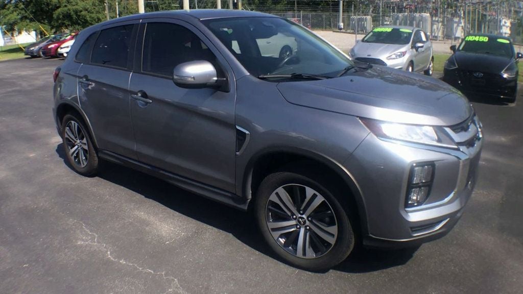 2020 Mitsubishi Outlander Sport ES 2.0 Image 4 of 23