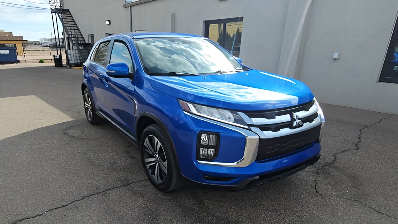 Vehicle image 26 of 30