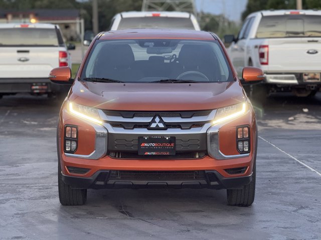 2020 Mitsubishi Outlander Sport SE 2.0 Image 2 of 18
