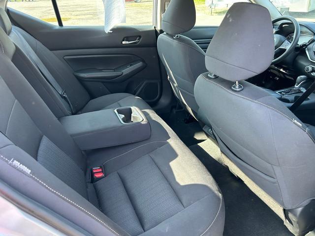 Vehicle image 14 of 27