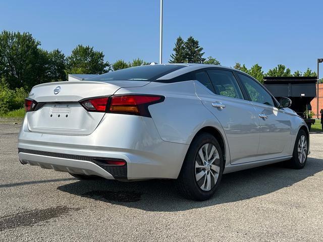Vehicle image 5 of 27