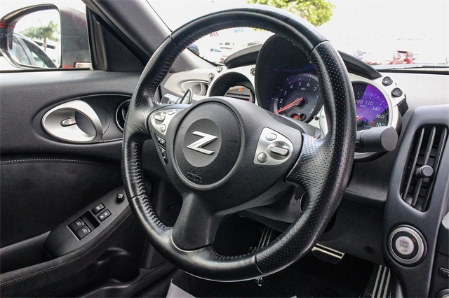 Vehicle image 12 of 27