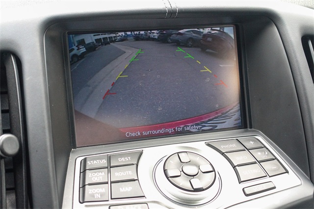 Vehicle image 22 of 27