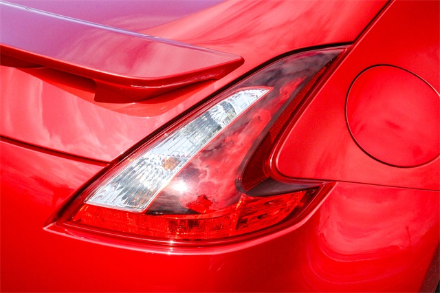 Vehicle image 14 of 27