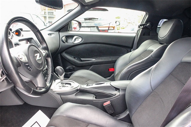 Vehicle image 20 of 27