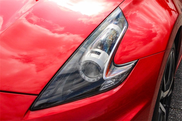 Vehicle image 18 of 27