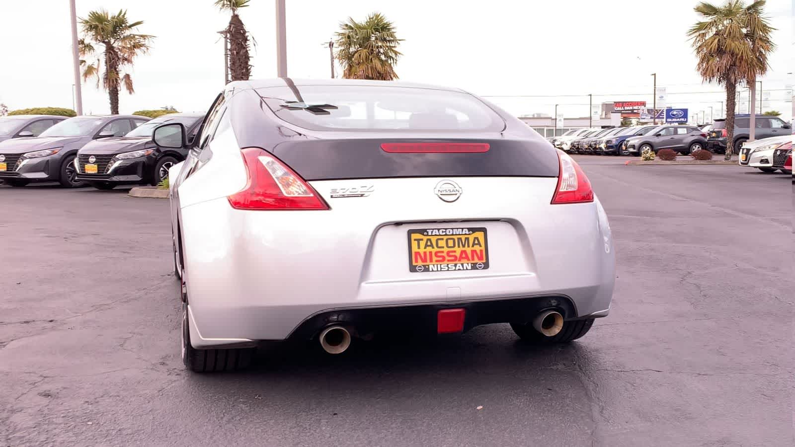 Vehicle image 5 of 23