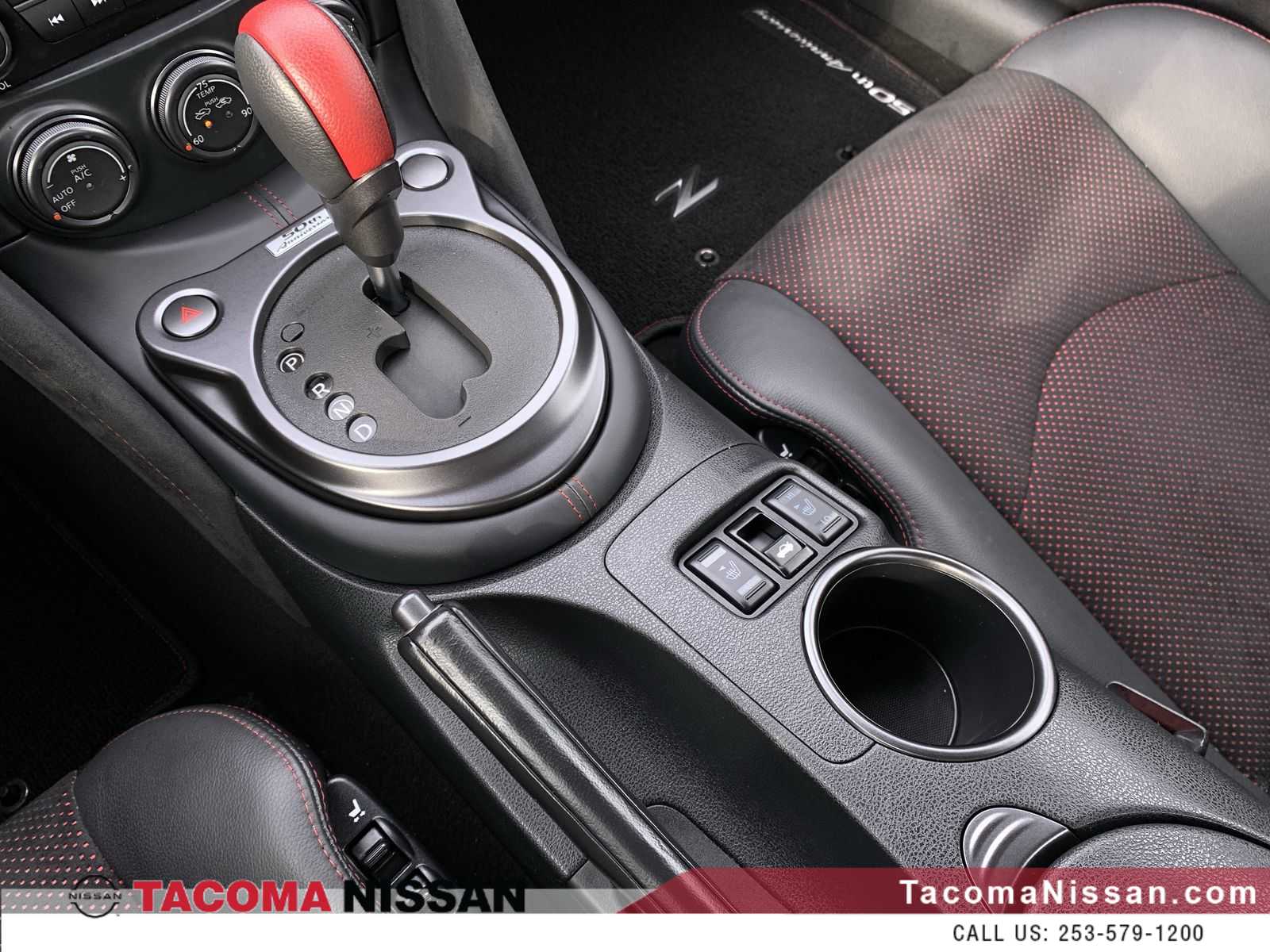 Vehicle image 18 of 23