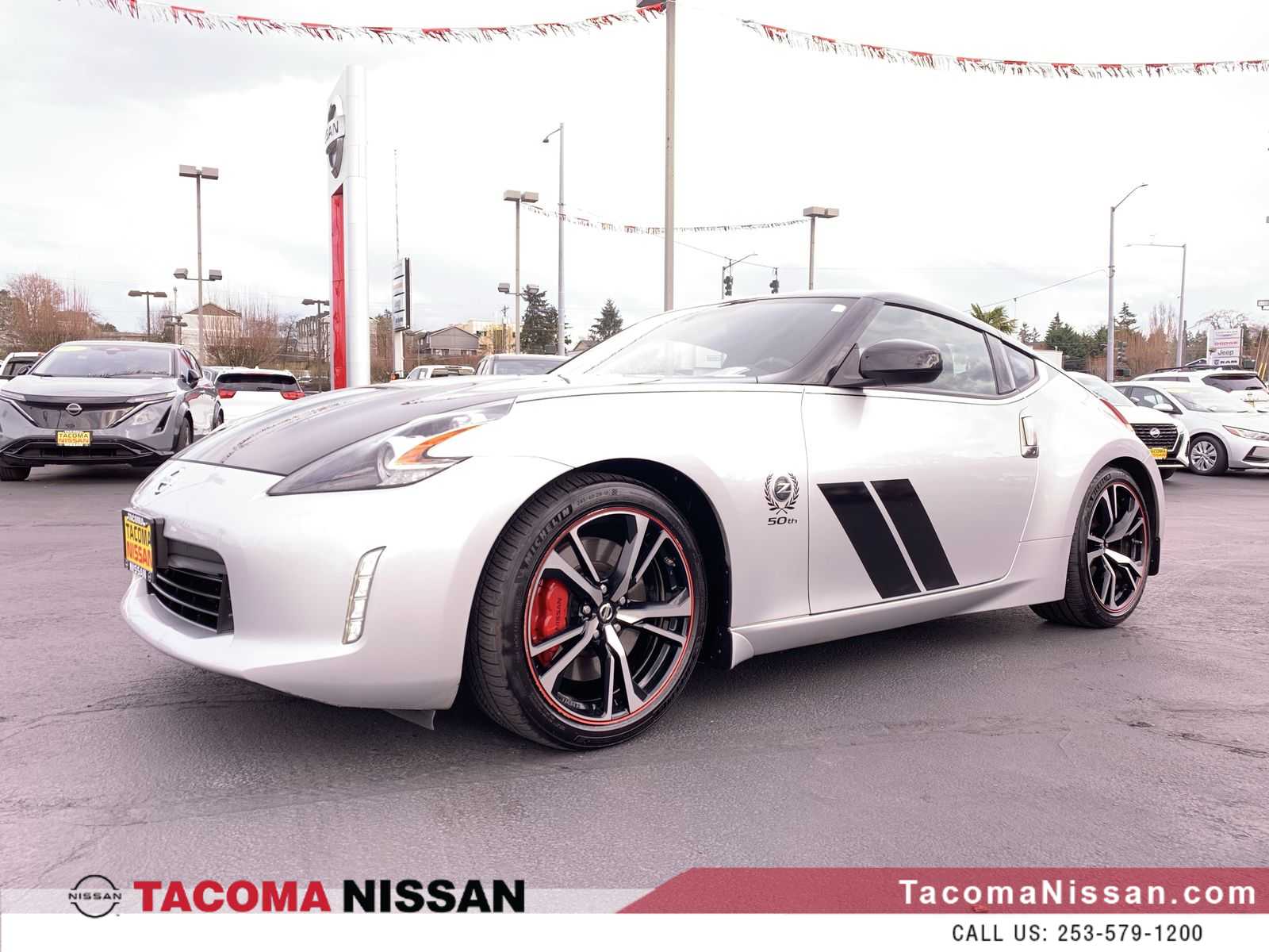 Vehicle image 8 of 23