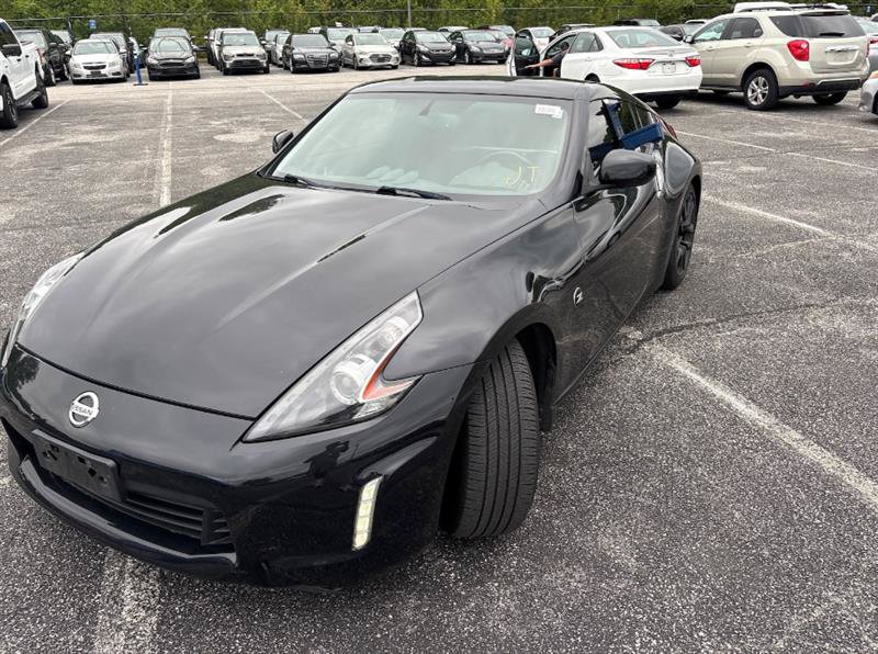 2020 Nissan 370Z Base Image 1 of 8
