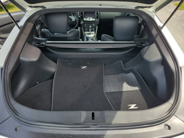 Vehicle image 7 of 26