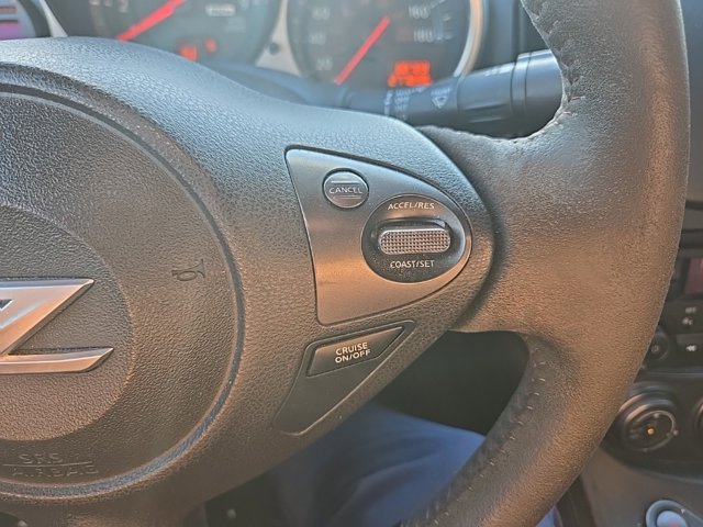 Vehicle image 18 of 21