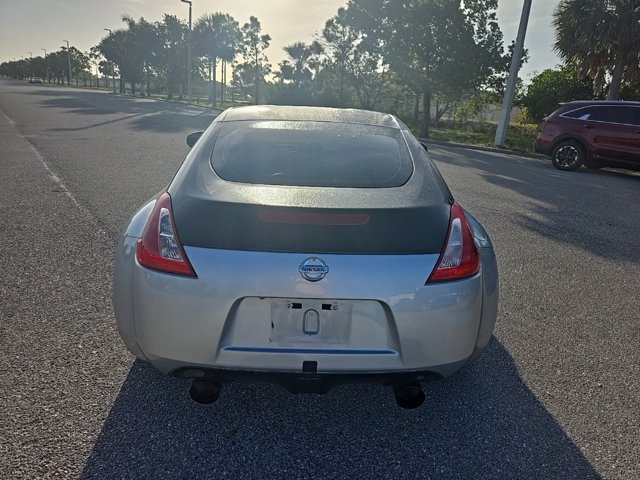 Vehicle image 5 of 21