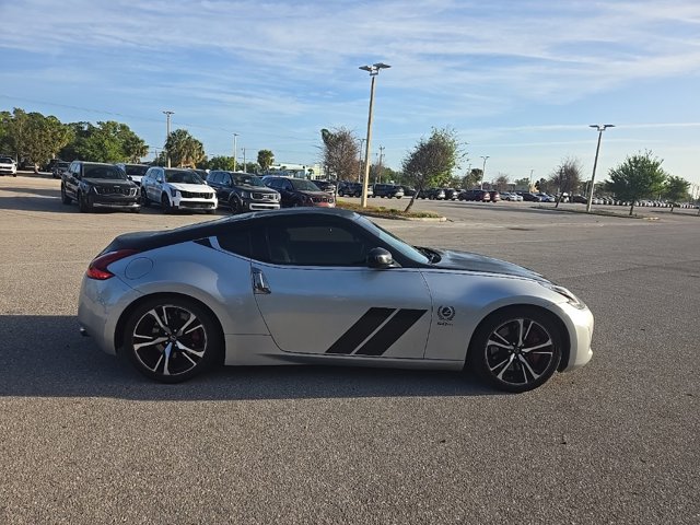 Vehicle image 7 of 21
