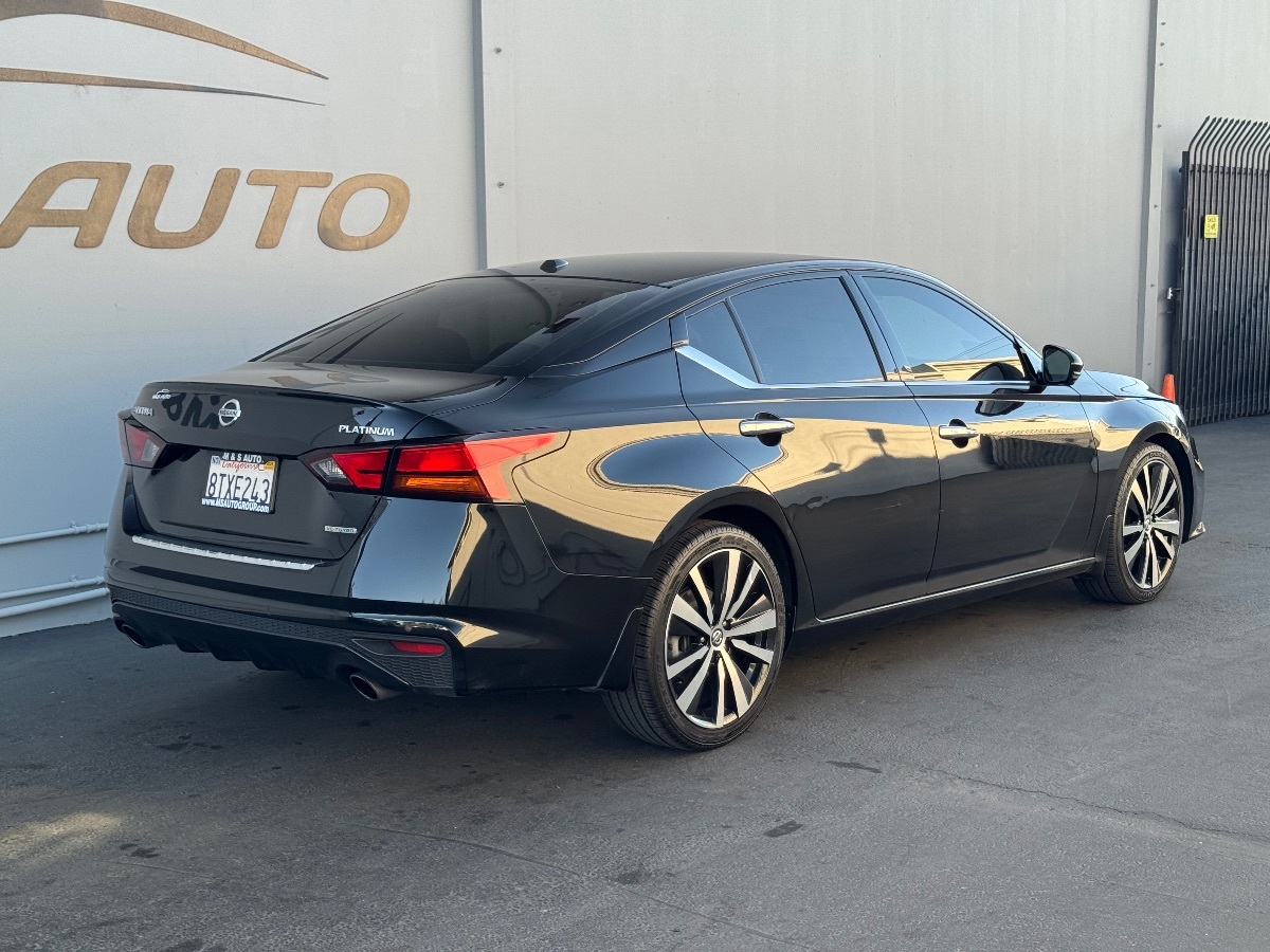 Vehicle image 5 of 25