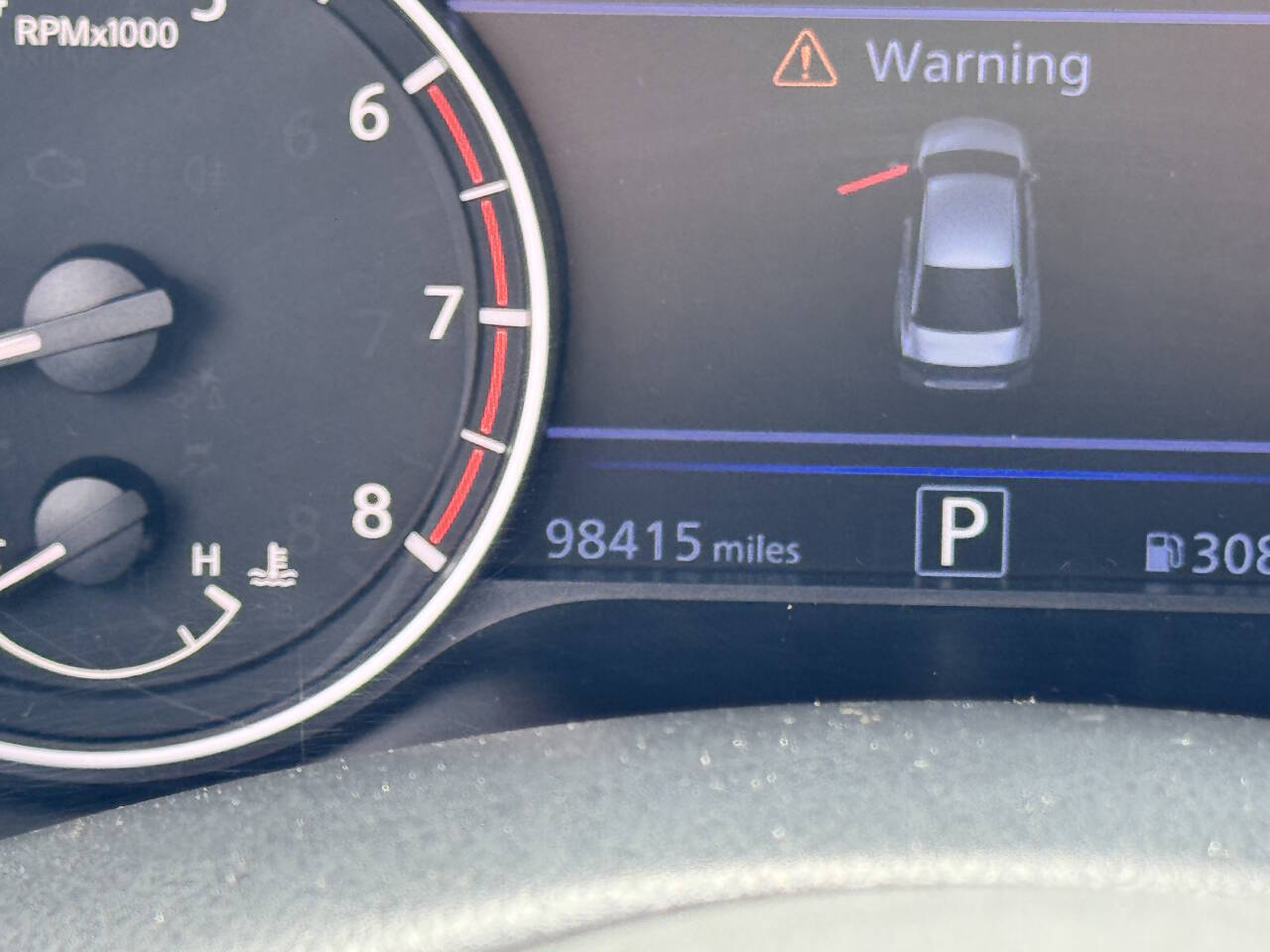 Vehicle image 22 of 32